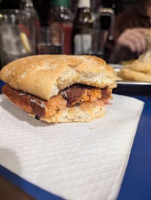 Bocadillo de chorizo, delicioso, viene con patatas fritas (de muy buena calidad y bien hechas) at B13 Bar in Madrid