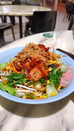 Korean bibibam. Unless u prefer raw eating veg, abit dry at Amazing Vegetarian - 弘缘素食小栈 in Central Singapore