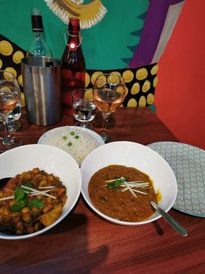 Chickpea massala & dhaal makhani at Bollywood Grill in North Haven