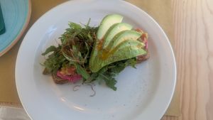 Vegan avocado toast at Randy's - Breakfast, Brunch & More in Palermo