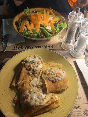 Vegetable rice crepes and vegan salad  at Naturall Garda Bistrot in Salo