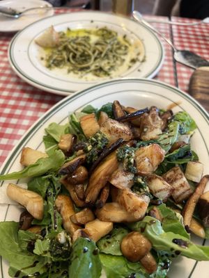 Mushroom salad and pesto pasta (made vegan)  at Levain in Busan