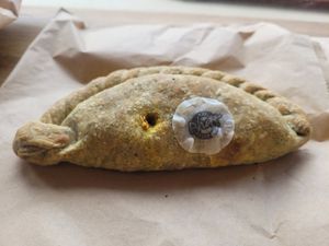 Keralan Cauliflower, Chickpea + Onion Bhaji Pasty at Five in Conwy