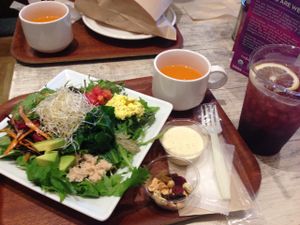 cobb  salad at Acai Cafe - Island Veggie in Tokyo