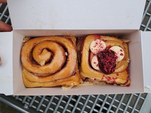 Classic and raspberries cinnamon rolls at Cinnamood in Munich
