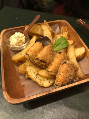 Fish and Chips  at Olu Olu Cafe in Tokyo