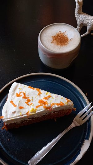 carrot cake + chai latte at Soul's in Dusseldorf