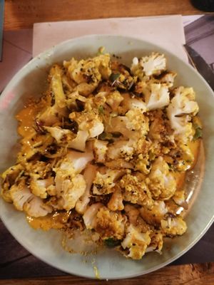 How I eat the cauliflower 😆 at Nonna Paquita Ristorante - Pizzeria in Palamos