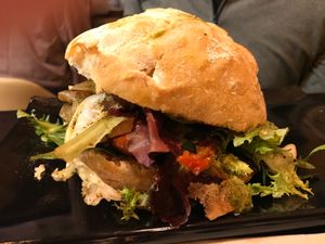 Hamburguesa de Tofu at La Muga in Bilbao