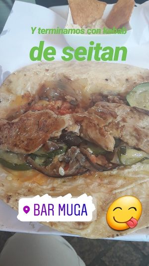 Kebab vegano de seitan at La Muga in Bilbao