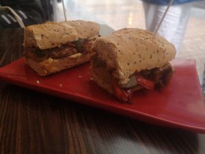 Bocata Lujuria vegana at La Muga in Bilbao