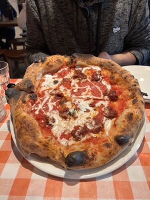 These pictures are with their good vegan cheese before they changed it. I hope they change it back!  #Veganuary at Pizza Pilgrims - Kingly in London