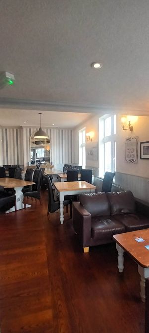 Bar Restaurant at The George Inn in Braunton