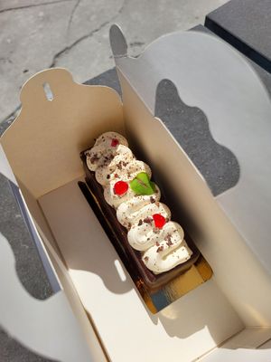  at Au Petit Monsieur in Valenciennes