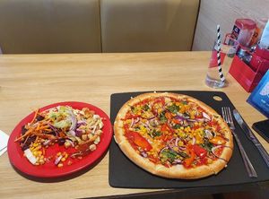  at Pizza Hut in Harlow