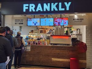  at Frankly Bubble Tea & Coffee in Milan