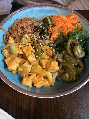 Poke bowl   at Komodo Loco in Denton