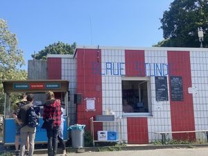   at Blaue Stunde in Berlin