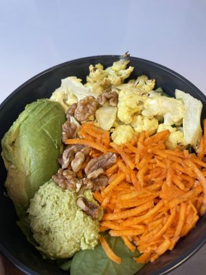 Create your own   at Stadtsalat in Cologne