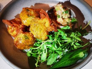 Kang Kung, Carrot & Quinoa Moneybags with Pineapple Sambal at Whistling Kite in Secret Harbour