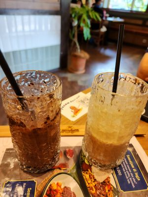 Mochaccino & dolce latte at Sematjam di Citra 6 in Jakarta
