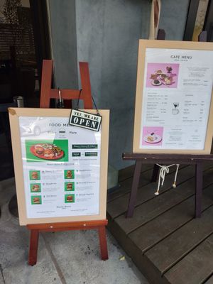  at Cafe Graphy in Tokyo