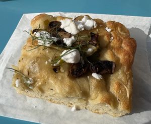 Vegan feta, leek, fennel and mushroom sheetza 🤍🌱 #Veganuary at Bolivar Bread Bakery in Harpers Ferry
