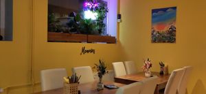 Also inside at AnTee Vegan in Hamburg