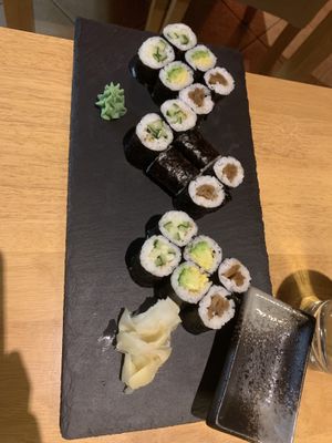 Menu 3 : avocado menü  at AnTee Vegan in Hamburg