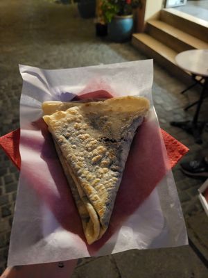 Veganes Crepes mit Bionella at Stella Eiscafé - Crêpes in Regensburg