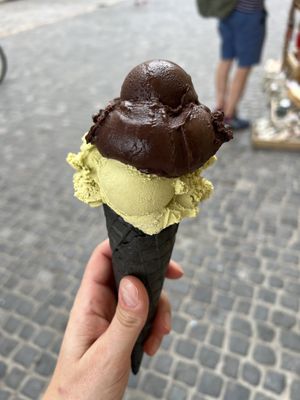 The vegan pistachio 🤤  at Stella Eiscafé - Crêpes in Regensburg