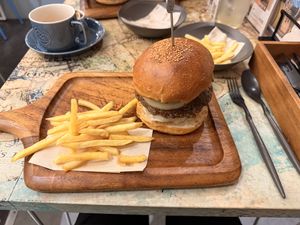   at Tomoyasu Seisakusyo and Hamburger - 友安製作所とハンバーガー in Fukuoka