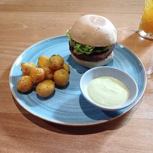 Real Burger at Cafė Mattelsa in Medellin