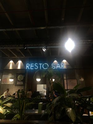  at Cafė Mattelsa in Medellin