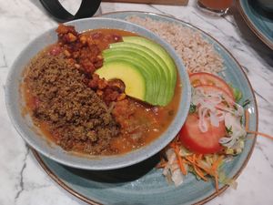 Menú del día, los frijoles de este lugar son muy ricos, 10/10 at Cafė Mattelsa in Medellin