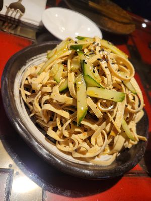 Tofu-Spaghetti mit Gurke  at NoMoreRice in Dortmund