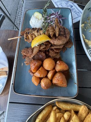 Grillteller  at Taverna Athene in Berlin