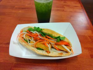 Tofu delight banh mi sandwich and honeydew fruit tea with boba at Zen Deli in Fort Myers