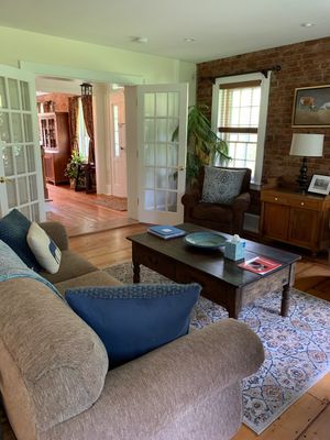 Homestead common area, living room at The Homestead Guesthouse in Saugerties
