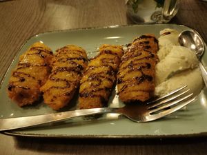  at Cảm Ơn in Hamburg