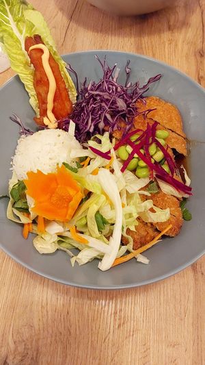  at Cảm Ơn in Hamburg