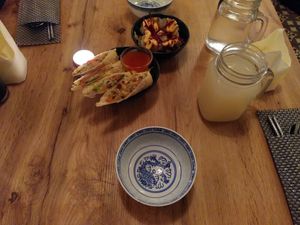 Dumplings and rolls at Cảm Ơn in Hamburg