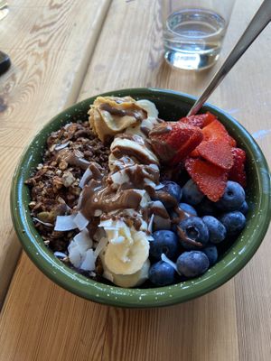 Yummy Açai bowl   at Full Soul Vegan in Stockholm