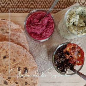🥔 Sweet Potato Flat Bread & Spread  70 ฿

🌱 With your choice of spread; 
Black Olives Tapenade, Basil & Tofu Ricotta, Beetroot Hummus or Home made Peanut Butter,. at Soulscape Café in Koh Phangan