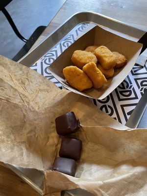 Snick’as bar & Nuggets  at VEG'D - Vegan Burgers - X-Berg in Berlin