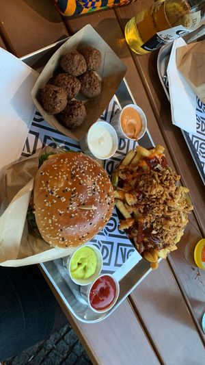   at VEG'D - Vegan Burgers - X-Berg in Berlin