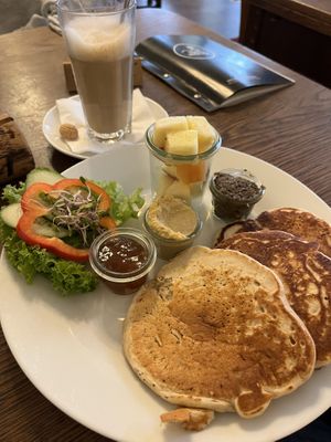 Pancakes with savoury spreads  at Hotel Seeblick in Leipzig