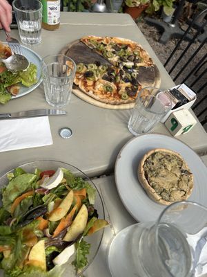 The pizza was fine but the combination of gluten free and vegan is not the best… same for the quiche. The salad was delicious. The vegan “goat cheese” is by Mama-Q so it’s  at Tupelo - Wheat Free Bakery - טופלו מאפייה ללא חיטה in Maalot-tarshiha