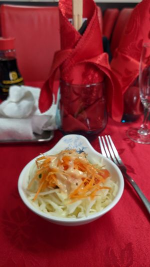 Salad at Le Royal Tokyo in Aulnay-sous-bois