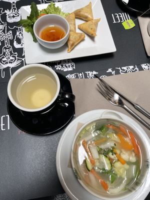 Starters  at Meet People in Lille